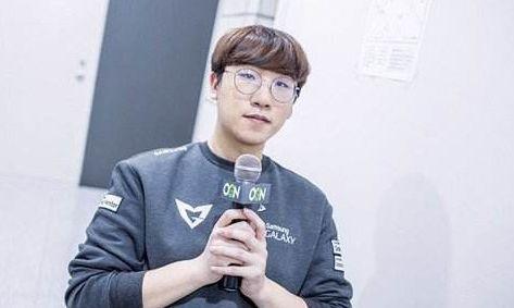 最近五个赛季五大联赛都进球20+的两人：姆巴佩、哈兰德.